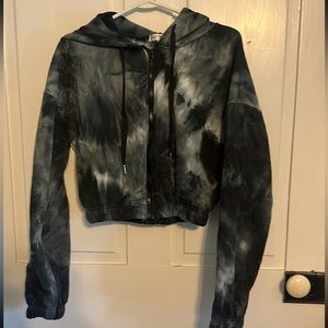 Long sleeve cropped zip-up